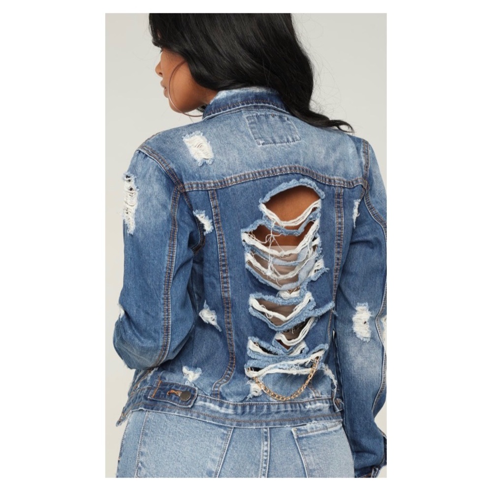 Distressed chain back denim jacket. 🧥